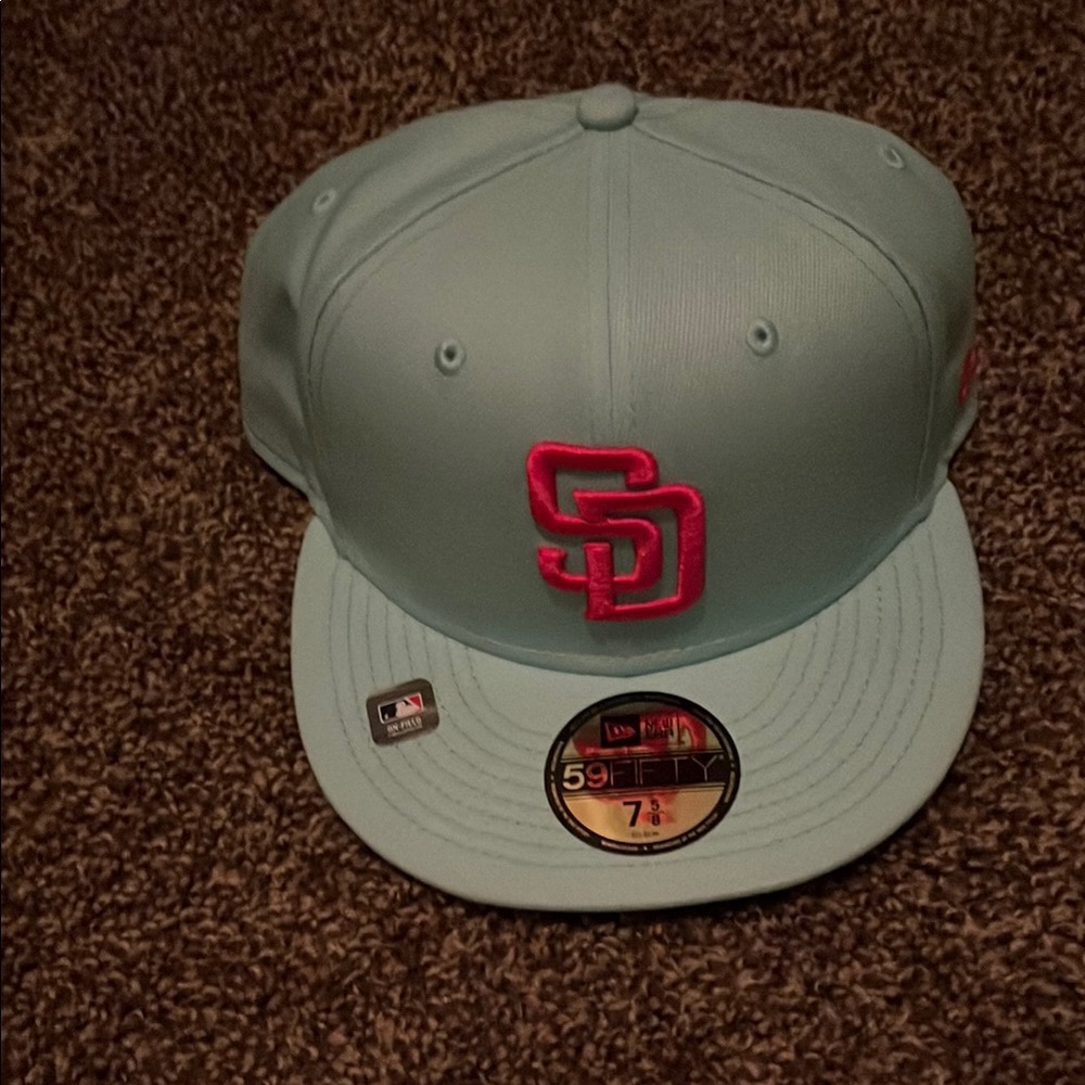 New Era 59FIFTY Light Blue Cap - Picture 1 of 2